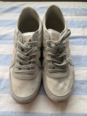 NWOT Gola Sneakers in Silver & Gray